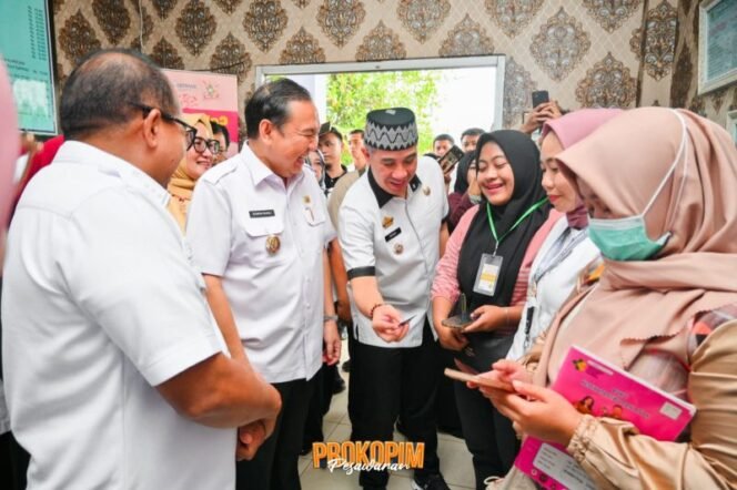 
					Bupati Dendi Dampingi Pj Gubernur Monitoring Pelayanan Kesehatan Gratis di Puskesmas Gedong Tataan
