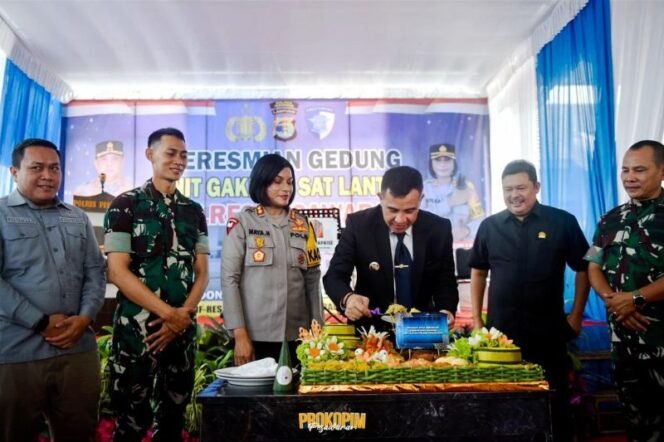 
					Bupati Dendi Ramadhona Pimpin Upacara  Hari Amal Bhakti ke-79